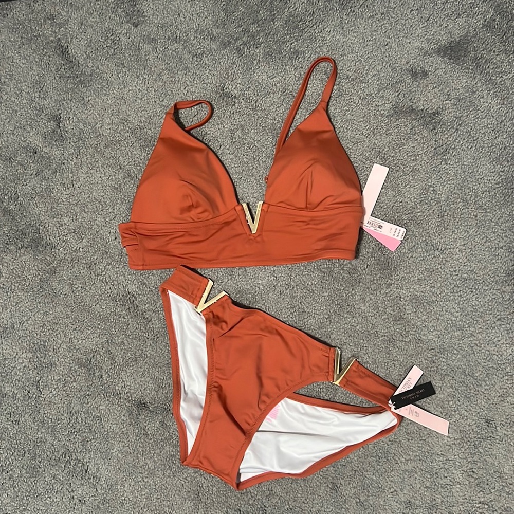 Victoria’s Secret burnt orange gold v hardware bikini set